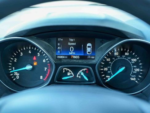 Used 2017 Ford Escape SE AWD/4WD image 27
