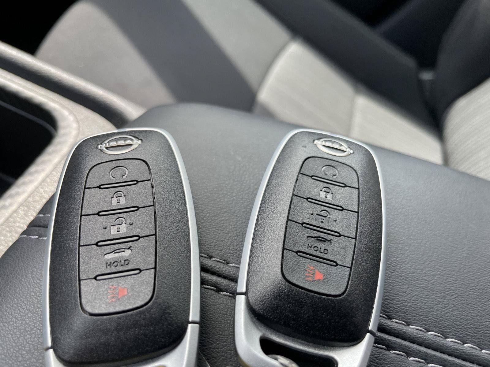 Used 2024 Nissan Sentra SV w/ All-Weather Package FWD image 33