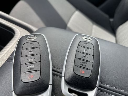 Used 2024 Nissan Sentra SV w/ All-Weather Package FWD image 33