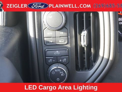 Used 2023 Chevrolet Silverado 1500 Custom AWD/4WD image 27