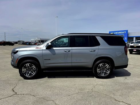 Used 2025 Chevrolet Tahoe Z71 AWD/4WD image 10