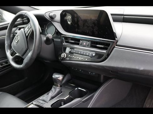 Used 2023 Lexus ES 250 w/ Premium Package image 7