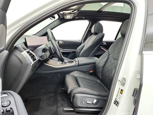 Used 2024 BMW X5 xDrive40i w/ Premium Package AWD/4WD image 18