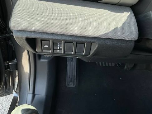 Certified 2025 Subaru Legacy Premium AWD/4WD image 19