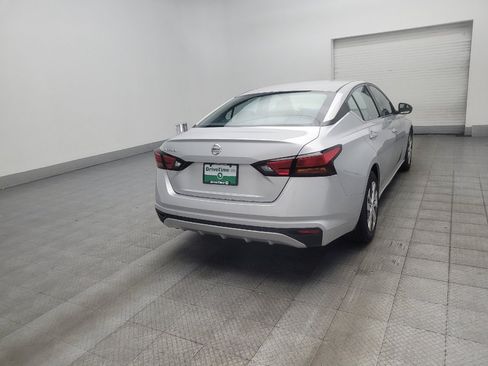 Used 2022 Nissan Altima 2.5 S FWD image 9