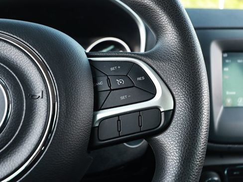 Used 2021 Jeep Compass Sport FWD image 13