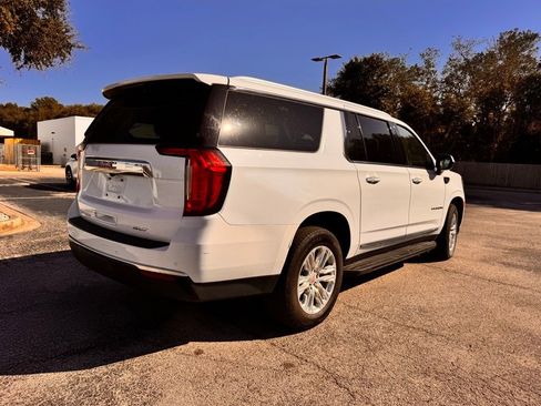 Used 2024 GMC Yukon XL SLT image 7