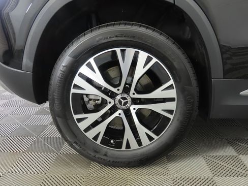 Certified 2025 Mercedes-Benz GLA 250 image 30