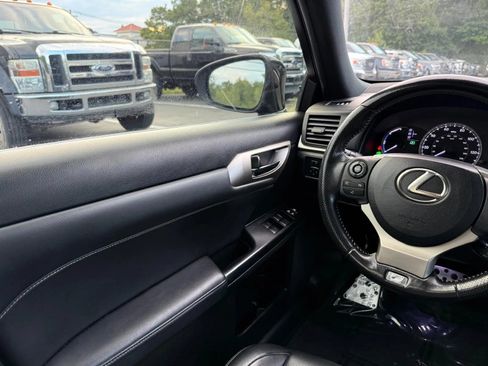 Used 2016 Lexus CT 200h FWD image 22