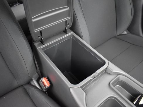 Used 2025 Nissan Sentra S image 21