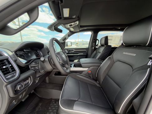 New 2026 RAM 1500 Laramie w/ Night Edition AWD/4WD image 11