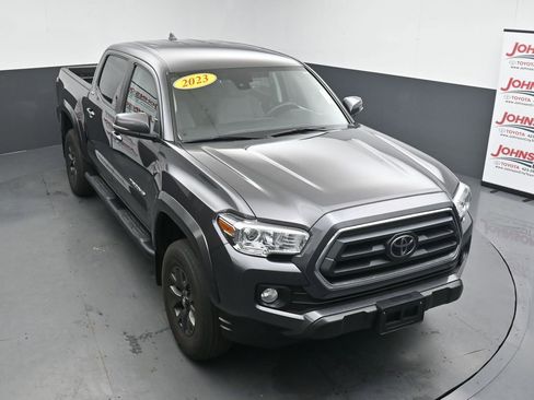 Used 2023 Toyota Tacoma SR5 AWD/4WD image 24