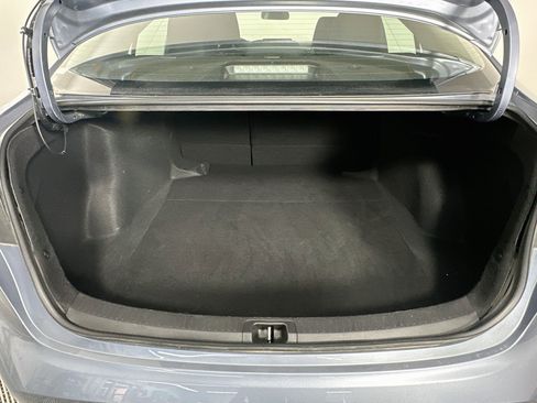 Used 2025 Toyota Corolla LE FWD image 27