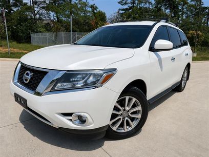 Used 2015 Nissan Pathfinder SV