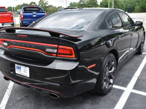 Used 2013 Dodge Charger R/T RWD image 6