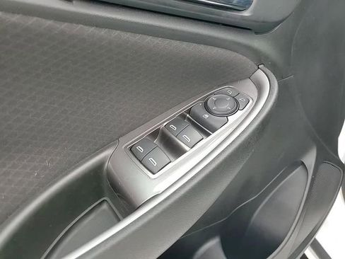 Used 2021 Chevrolet Malibu LS image 14