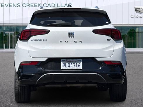 Used 2024 Buick Encore GX Sport Touring FWD image 4