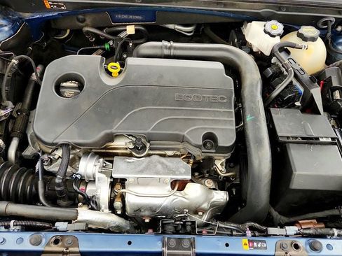 Used 2024 Chevrolet Malibu LT FWD image 24
