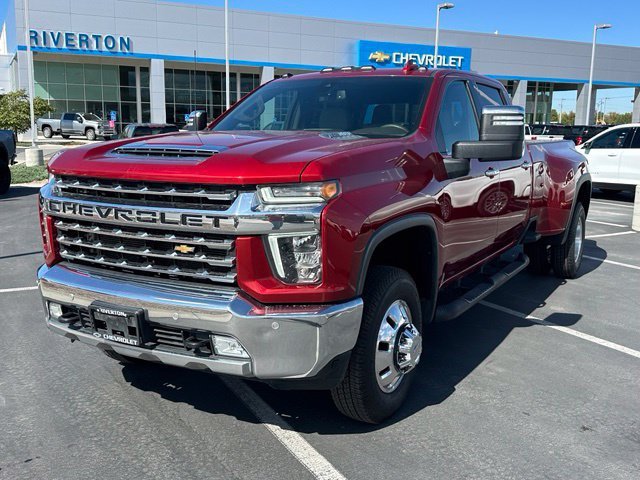 Used 2022 Chevrolet Silverado 3500 LTZ w/ LTZ Plus Package AWD/4WD image 12