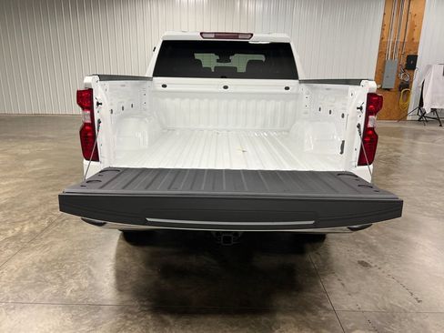 New 2026 Chevrolet Silverado 1500 LT AWD/4WD image 11