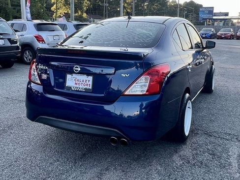 Used 2018 Nissan Versa SV image 6