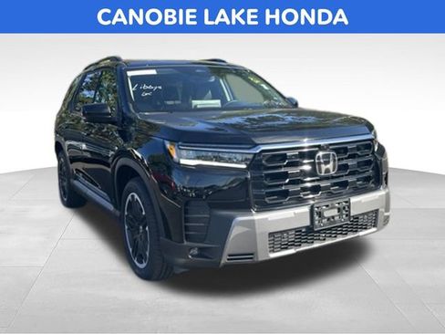 Certified 2026 Honda Pilot image 1