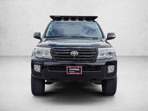 Used 2014 Toyota Land Cruiser AWD/4WD image 2