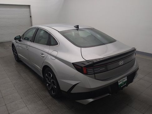 Used 2025 Hyundai Sonata SEL FWD image 5