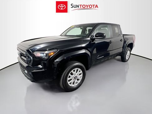 Used 2024 Toyota Tacoma SR5 RWD image 9