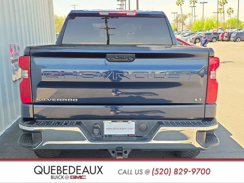 Used 2022 Chevrolet Silverado 1500 LT AWD/4WD image 7