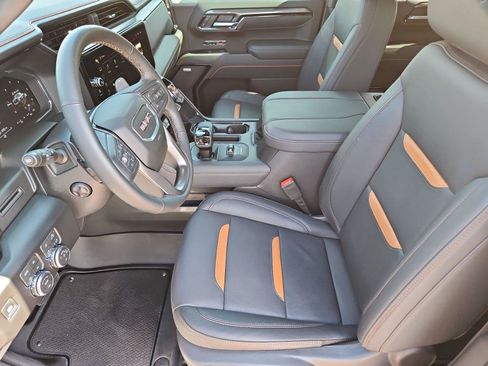 Used 2026 GMC Sierra 1500 AT4 w/ AT4 Premium Package AWD/4WD image 11