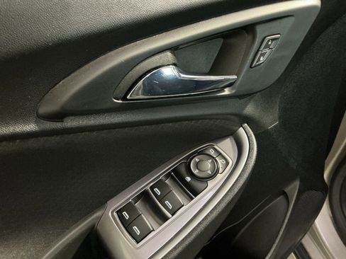 Used 2022 Chevrolet Malibu LS w/ LPO, Floor Liner Package FWD image 16