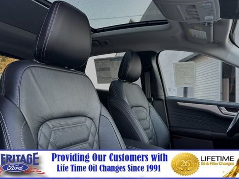 New 2024 Ford Escape SE w/ PHEV Premium Package FWD image 14