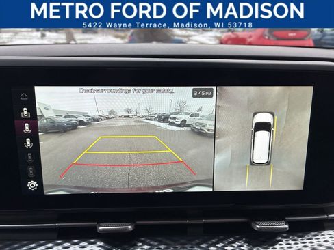 Used 2024 Kia Carnival SX Prestige image 24