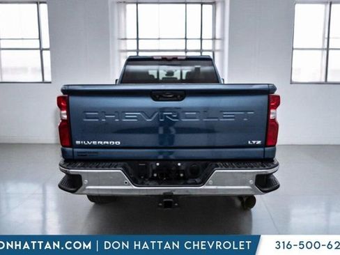 Used 2024 Chevrolet Silverado 2500 LTZ w/ LTZ Convenience Package image 34