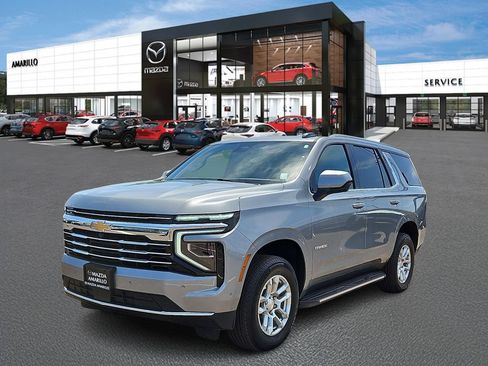 Used 2025 Chevrolet Tahoe LT AWD/4WD image 2