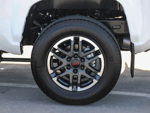 Used 2026 Toyota Tacoma TRD Sport AWD/4WD image 11
