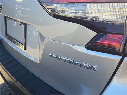 Used 2024 Subaru Outback Premium image 12