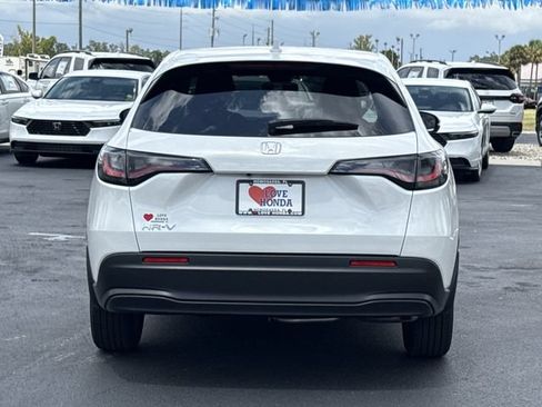New 2027 Honda HR-V LX image 7