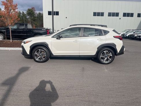 Used 2024 Subaru Crosstrek 2.0i Premium image 8