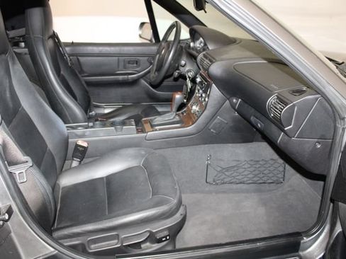 Used 2002 BMW Z3 2.5i RWD image 12