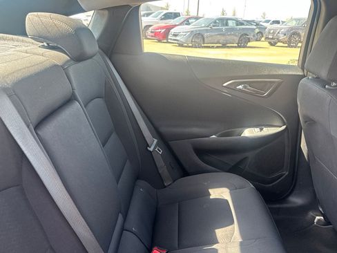 Used 2025 Chevrolet Malibu LT FWD image 32