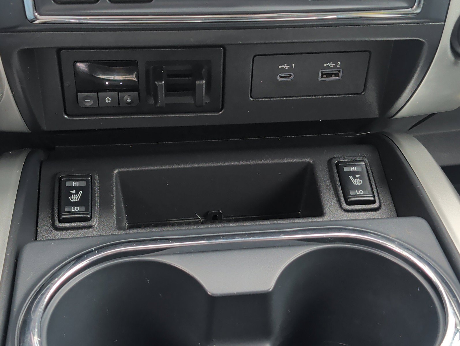 Certified 2020 Nissan Titan SL w/ Moonroof Package AWD/4WD image 19