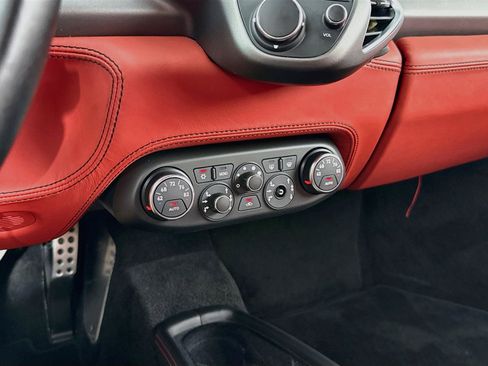 Used 2014 Ferrari 458 Italia Coupe RWD image 16
