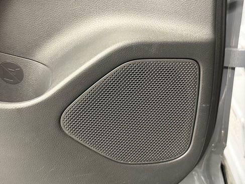 Used 2023 Nissan Rogue SL w/ SL Premium Package image 37