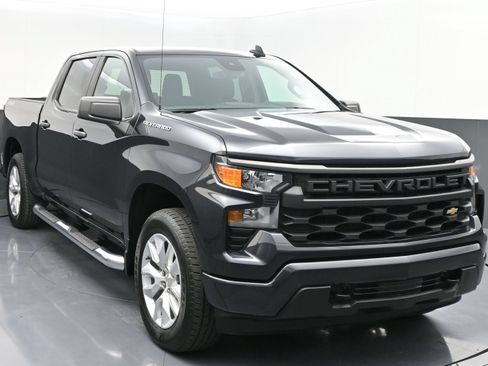 Certified 2023 Chevrolet Silverado 1500 Custom w/ LPO, Dark Essentials Package AWD/4WD image 3