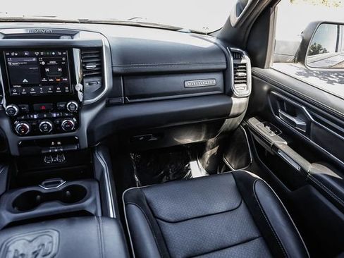 Used 2024 RAM 1500 Laramie AWD/4WD image 18