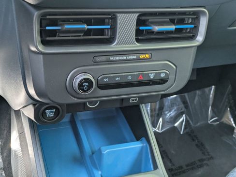 New 2026 Ford Maverick XLT w/ XLT Luxury Package FWD image 20