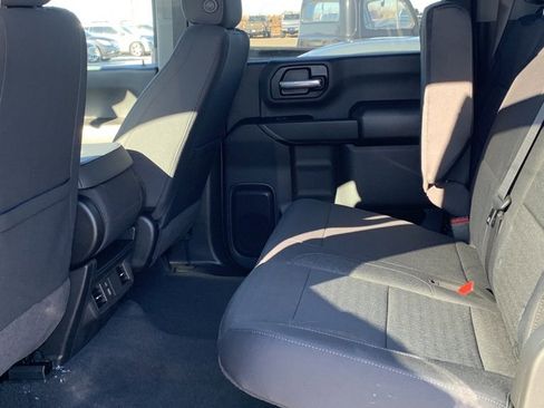 Used 2025 Chevrolet Silverado 2500 Custom w/ Custom Value Package image 3