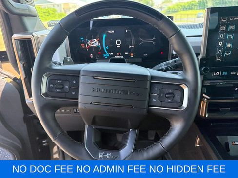 Used 2025 GMC Hummer EV 3X w/ LPO, Illumination Package AWD/4WD image 16